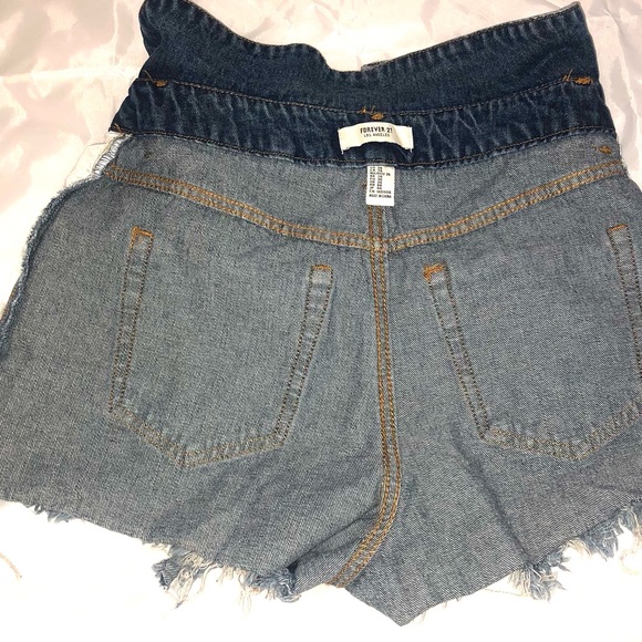 Forever21 HighWaist Jean Shorts sz 26 - Picture 7 of 9